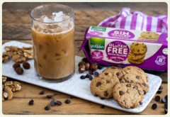 Gullon Glutensiz ve Şeker İlavesiz Damla Çikolata Parçacıklı Bisküvi 130 gr