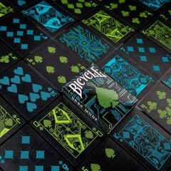 Bicycle Dark Mode İskambil Oyun Kart Destesi