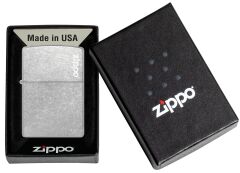 Zippo Regular Street Chrome Dik Logo Çakmak