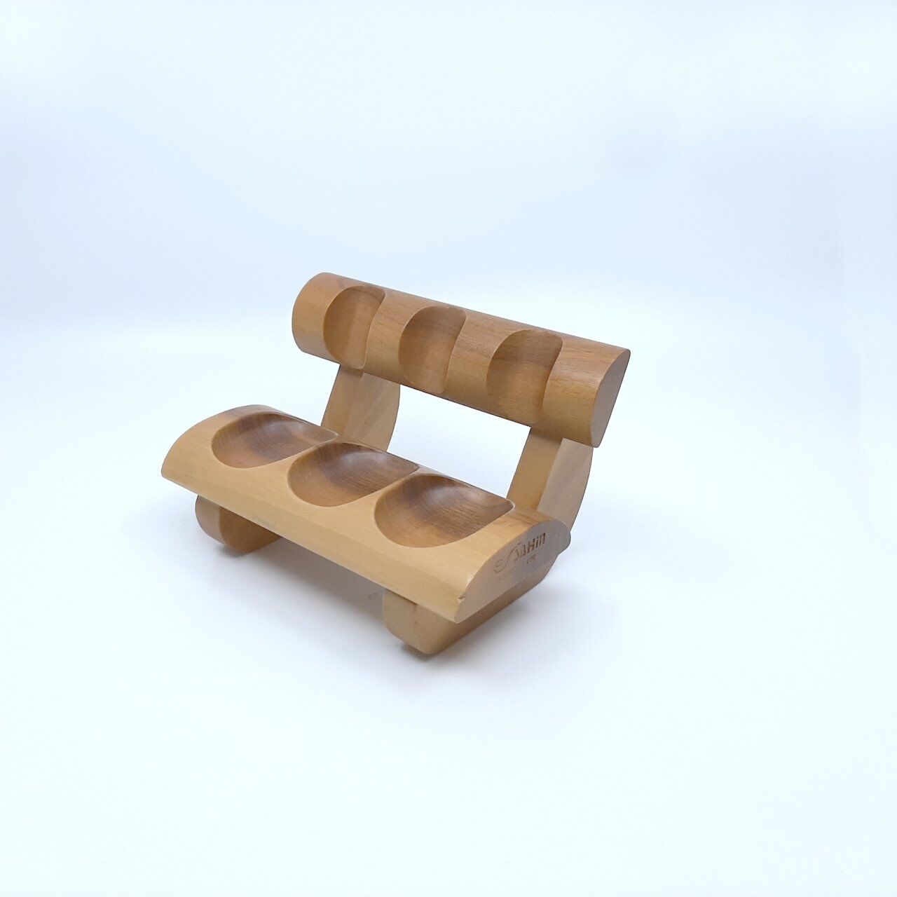 Şahin Pipo Standı 3lü