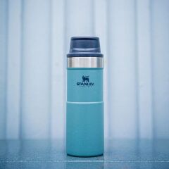 İnce Gövde Classic Trigger-Action Travel Mug 0,35 Litre(12 Oz) - Stanley Klasik Tek El Termos Bardak - Shale