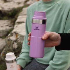 İnce Gövde Classic Trigger-Action Travel Mug 0,35 Litre(12 Oz) - Stanley Klasik Tek El Termos Bardak - Lilac Gloss