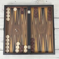 Ceviz Ağacından İmal Masif Ahşap Tavla Takımı