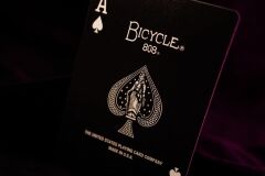 Bicycle Reverse (Pink - Black) Oyun İskambil Kartı