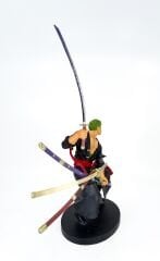 One Piece Roronoa Zoro Kılıçlı Anime Figür