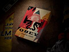 Theory11 Obey Collage Edition Oyun İskambil Kartı