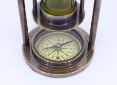 Pirinç Pusulalı Kum Saati