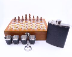 Ahşap Kutulu Satranç Takımı + J&D Matara Seti