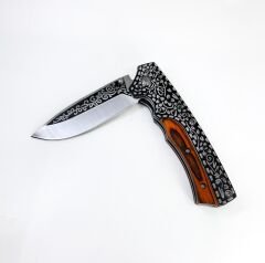 Gravür İşlemeli Katlanır Çakı - Ahşap Sap