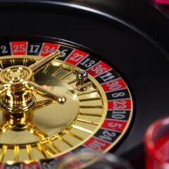 Rus Ruleti Drinking Roulette Shot Bardaklı Tekila Içki Oyun Seti 16 Bardaklı