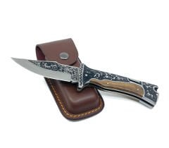 Amerikan Mustang Gravür İşleme Özel Kılıfıyla Avcı Çakı - Kahverengi