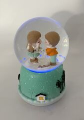 Winter Lovers - Kış Aşıkları Işıklı ve Müzikli Kar Küresi Yeşil