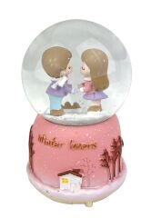 Winter Lovers - Kış Aşıkları Işıklı ve Müzikli Kar Küresi Pembe