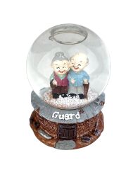 Guard Sevimli İhtiyarlar Işıklı ve Müzikli Kar Küresi