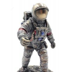 Yürüyen Astronot Biblo