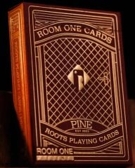 Room One Red Roots (Pine Edition)  Oyun İskambil Kartı