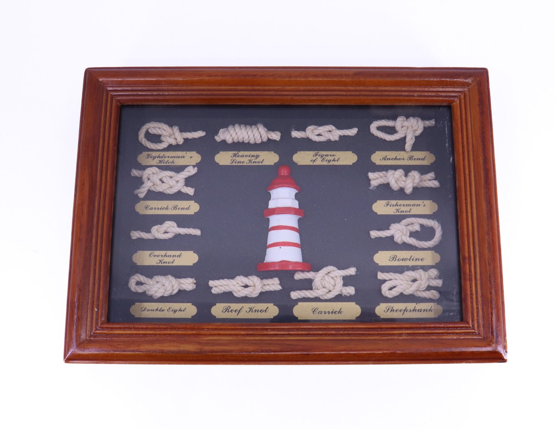 Ahşap Çerçevesinde Denizcilik Düğümleri Koleksiyonu