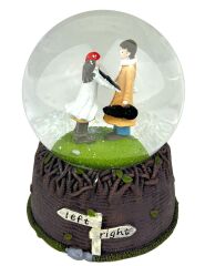 Left-Right Kemancı Işıklı ve Müzikli Kar Küresi