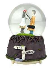 Left-Right Kemancı Işıklı ve Müzikli Kar Küresi