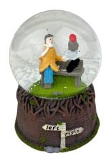 Bankta Oturan Aşıklar - Küçük Boy Işıklı ve Müzikli Kar Küresi