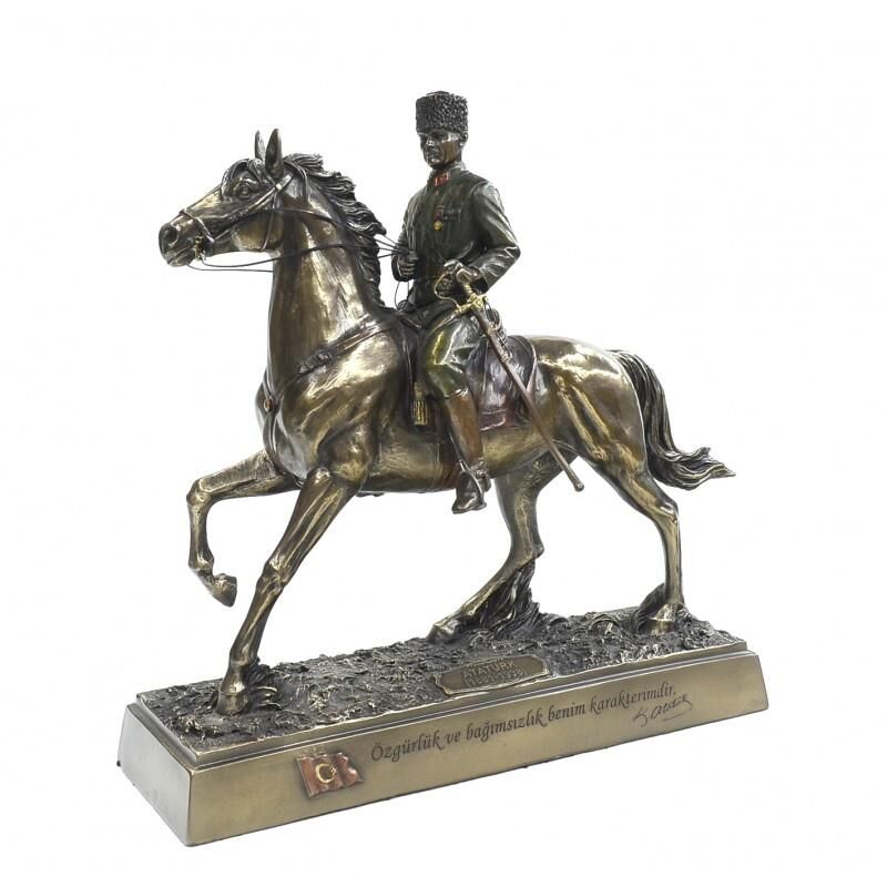 Atlı Atatürk Biblo