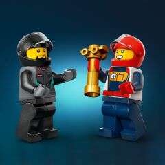 LEGO® City Go-Kartlar ve Yarış Sürücüleri 60400 - 5 Yaş ve Üzeri için Yarışçı Minifigürü İçeren Yaratıcı Oyuncak Yapım Seti (99 Parça)