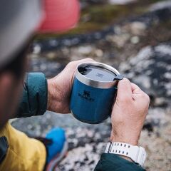 The Legendary Camp Mug Kapaklı Termos Bardak 0.35L  12oz - Hammertone Lake