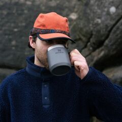 The Legendary Camp Mug Kapaklı Termos Bardak 0.35L  12oz - Charcoal