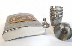 Paslanmaz Çelik Matara Set - 4 Shot Bardak ve Huni - Gri