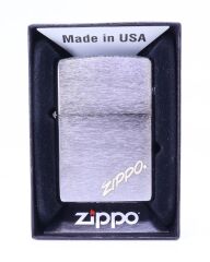 Zippo Reg Brush Fin Chrome Logo