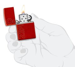 Zippo Rüzgar çakmağı – Dikey logo, metalik kırmızı, lazer gravür – Doldurulabilir – Tekrar kullanılabilir – Rüzgara dayanıklı tasarım – Hediye kutusu – ABD'de üretilmiştir