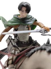 Attack On Titan Levi Ackerman Atlı Anime Figür Seti