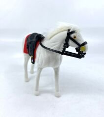 Livery Stable - Süvari Eyerli Beyaz Oyuncak At
