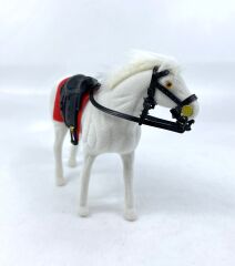 Livery Stable - Süvari Eyerli Beyaz Oyuncak At