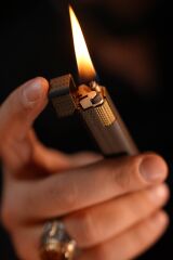 Caka Petra Serisi Benzinli Pirinç Çakmak - Petra Zeron