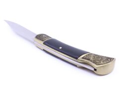 Microtech Pirinç Nakışlı Sırttan Kilitli Maun Ağacı Kabzalı Çakı - Siyah