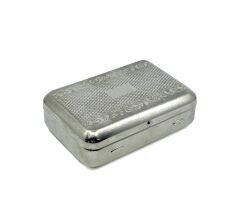 Nostaljik Desenli Metal Sigara Tabakası - Gümüş Renk İşlemeli Kutu