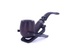Dapper Bent Apple Briar (Gül Kökü) Siyah Bilezikli El İşleme 9 mm Filtreli Pipo - Koyu Kahverengi