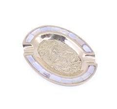 Sedef Kakmalı İşlemeli Pirinç Küllük