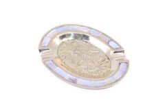 Sedef Kakmalı İşlemeli Pirinç Küllük