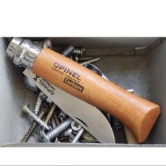 Opinel No 4 Kayın Ahşap Saplı Karbon Çelik Çakı