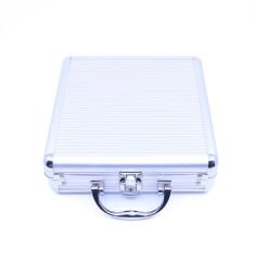 Metal Çantalı 100 Chipli Poker Oyun Seti