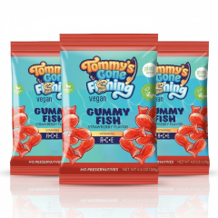 Tommy’s Gone Fishing Bitki Bazlı Çilekli Gummy Fish – Sağlıklı ve Lezzetli Vegan Atıştırmalık 128 g (3 ADET)