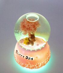 Sweet Day Kahverengi Işıklı ve Müzikli Kar Küresi
