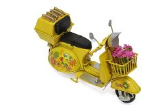 Vintage Dekoratif Sepetli Metal Scooter