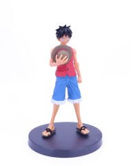 One Piece Luffy Kırmızı Kıyafetli Anime Figür