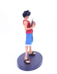 One Piece Luffy Kırmızı Kıyafetli Anime Figür