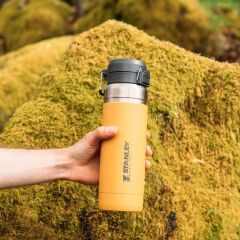 Stanley The Quick Flip Paslanmaz Çelik Termos 1.06 LT (36 OZ) - Saffron