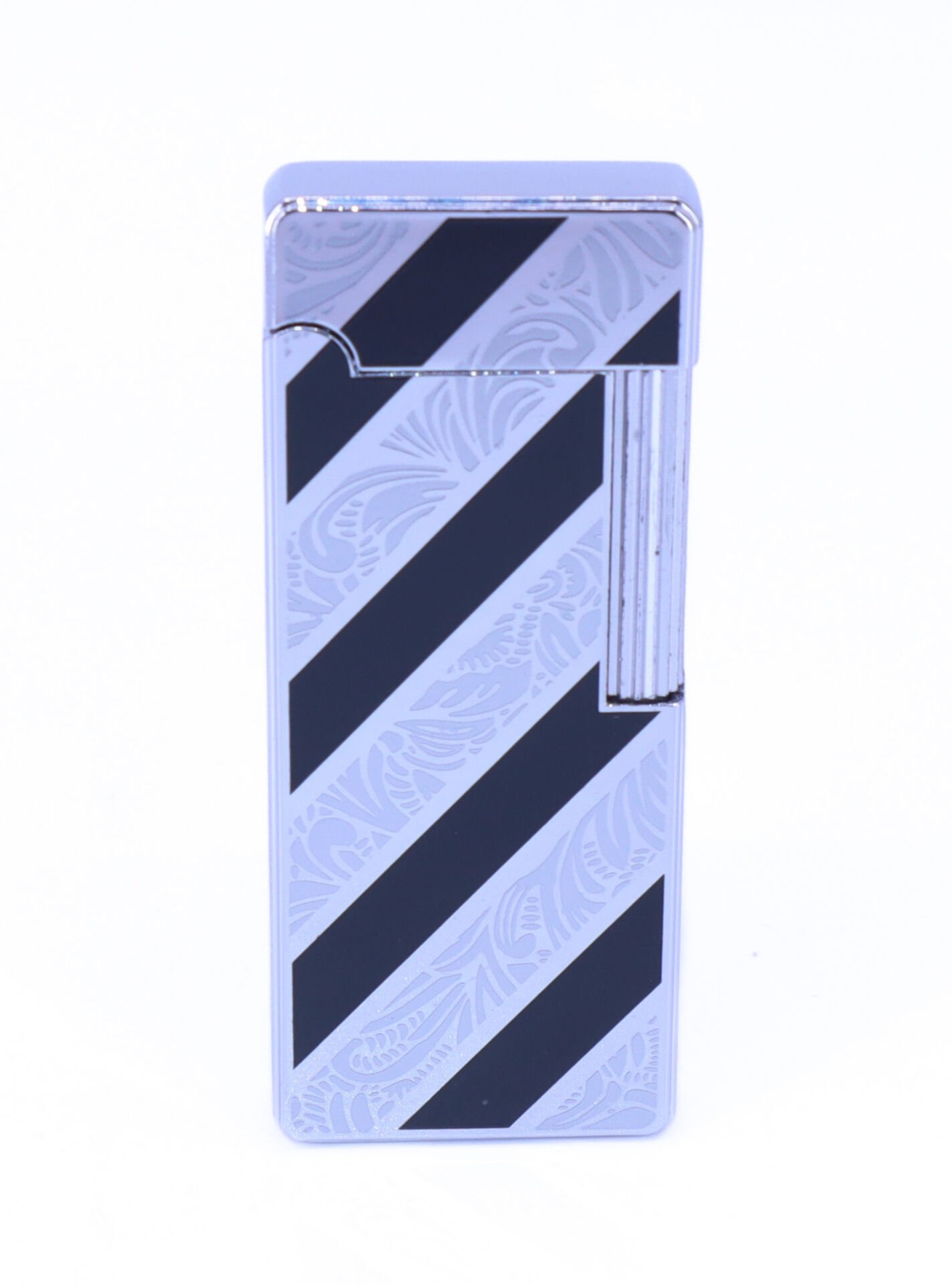 Parlak Krom - Siyah Şerit  Gravür İşlemeli Çakmak