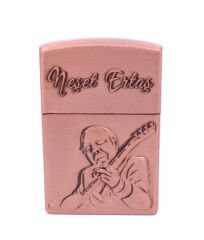 Neşet Ertaş Gravür İşlemeli Metal Çakmak - Bronz Renk
